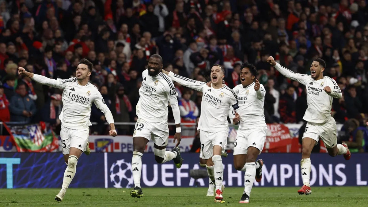Los jugadores del Real Madrid celebran el pase ante el Atlético de Madrid