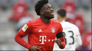 Alphonso Davies, lateral zurdo del Bayern de Múnich