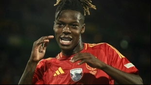 Nico Williams' new nod to sign for Barcelona