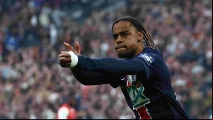 PSG closes the exit door: Bradley Barcola does not leave.